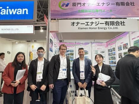 Namumulaklak ang Cherry Blossoms sa Japan, Nagbabalik na may mga karangalan